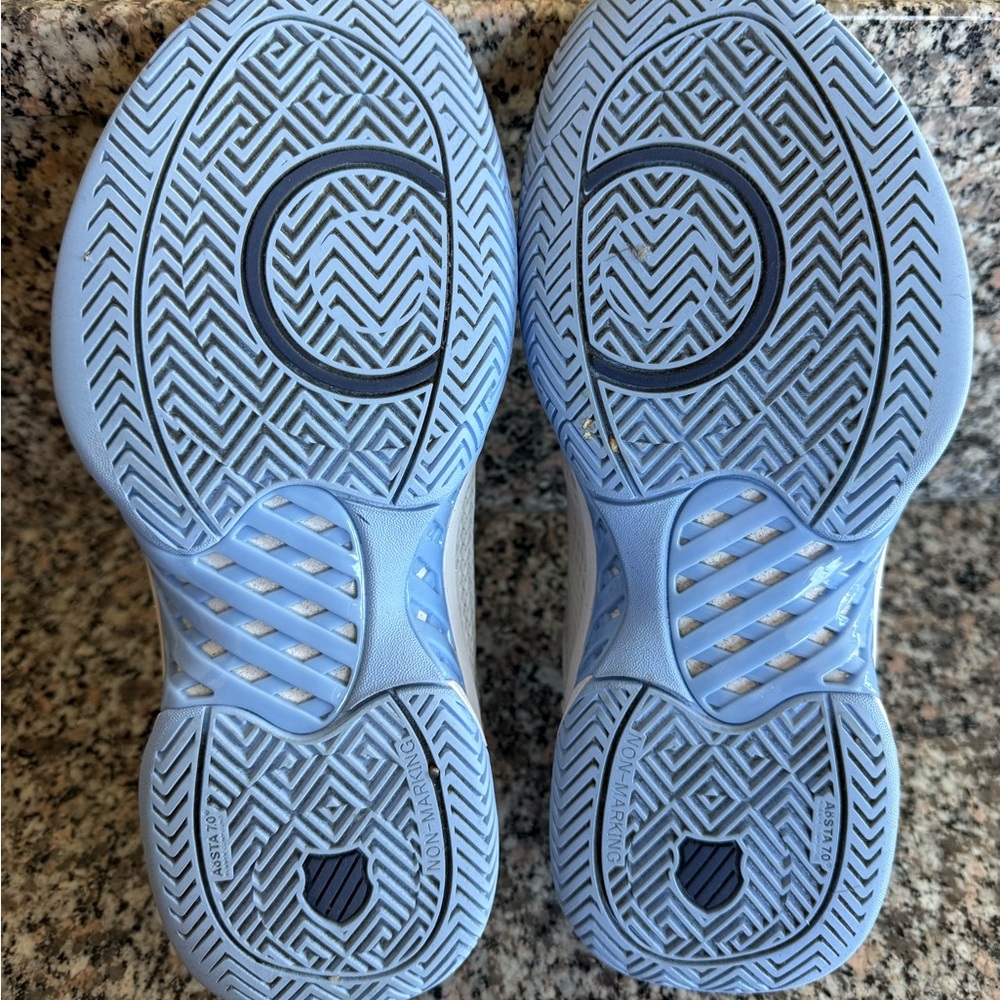 K-Swiss Express Light Pickleball shoes - women’s size 8 - Picture 7 of 10
